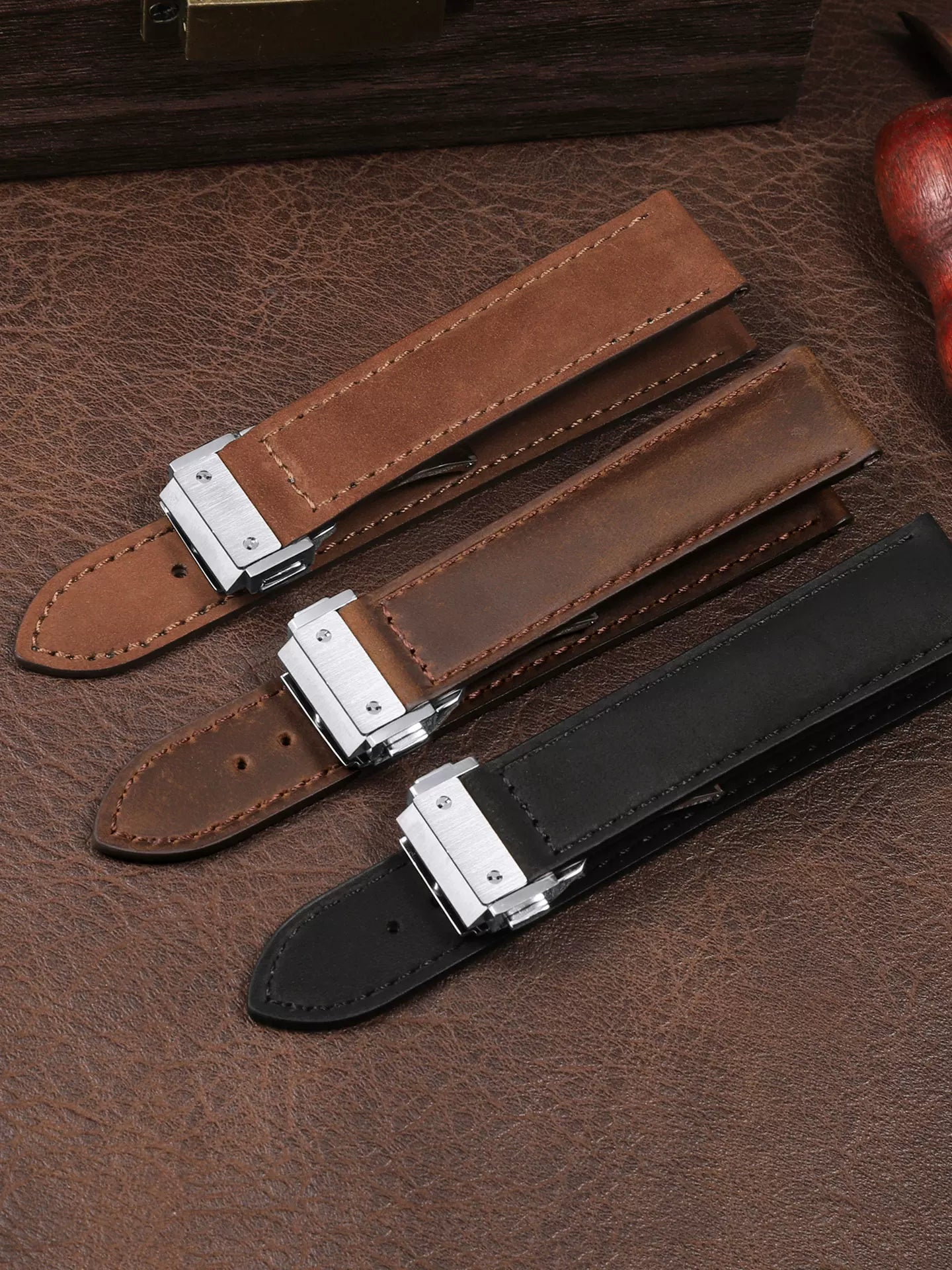 Matte retro leather strap black and green folding buckle band 20mm Italian