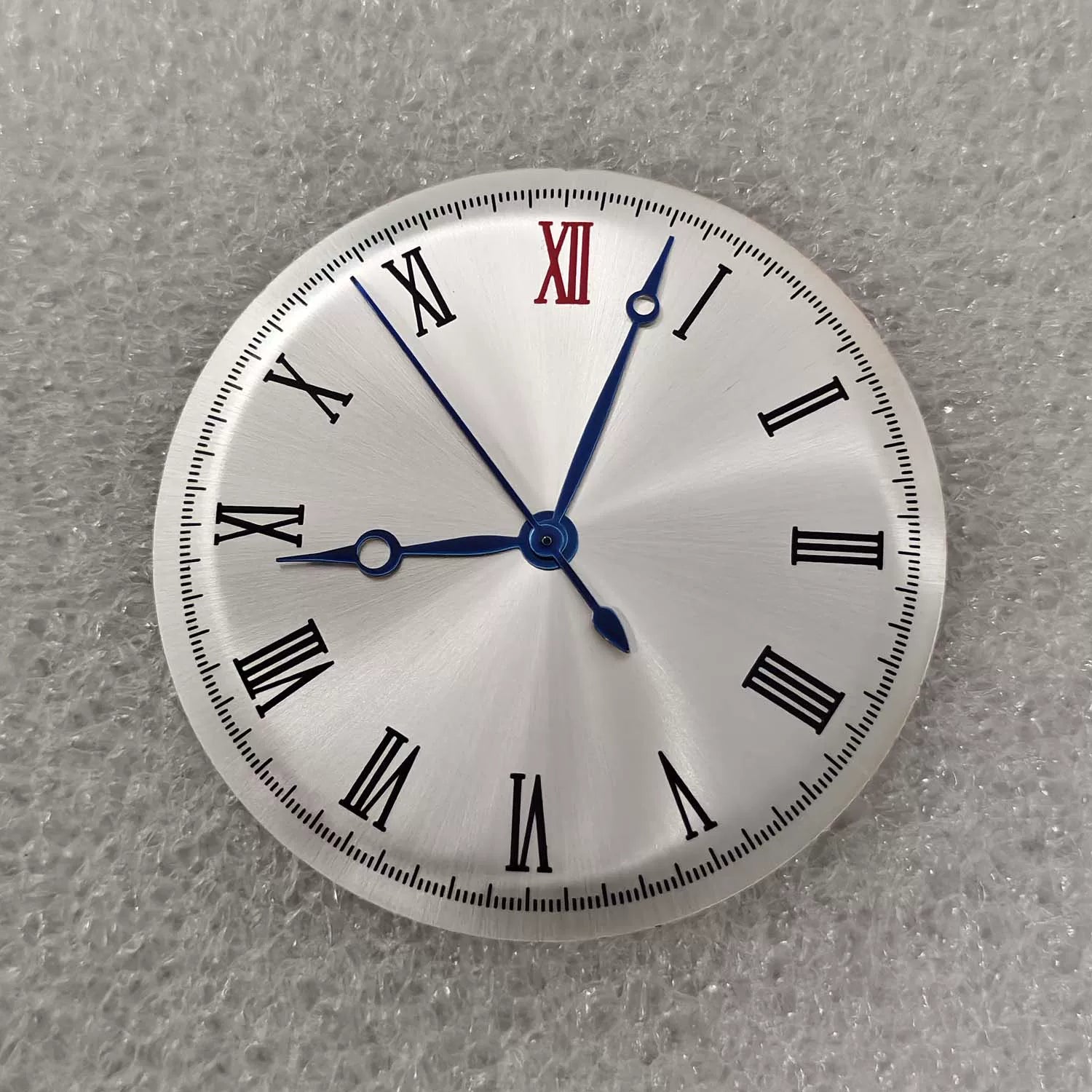 Enamel 37MM Roman dial + watch hand No luminous light for NH35 movement Sterile