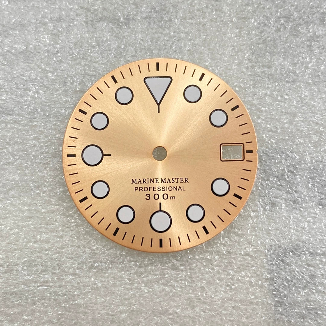 28.5MM SKX007 dial Marine Master round nail green luminous surface suitable for NH35 movement