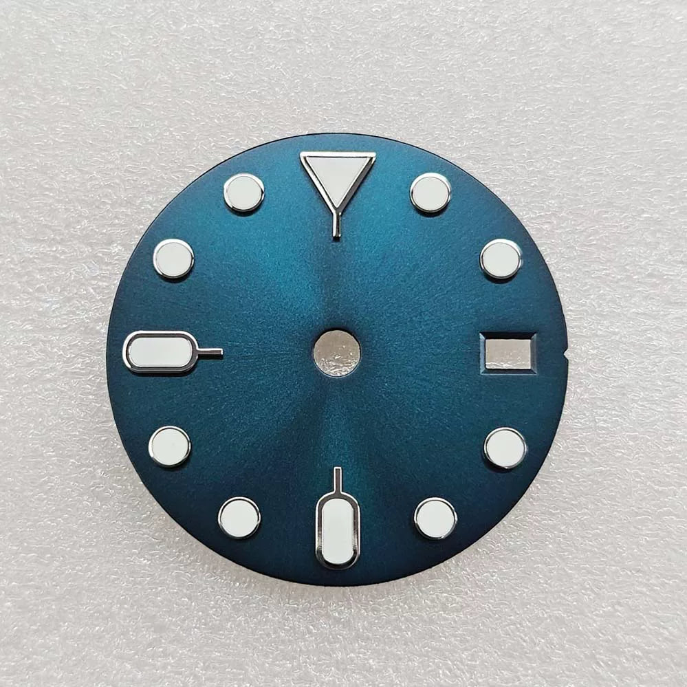 Watch dial 28.5mm green luminous no LOGO modified GMT four-hand dial, suitable for NH35 automatic Triangle Marker