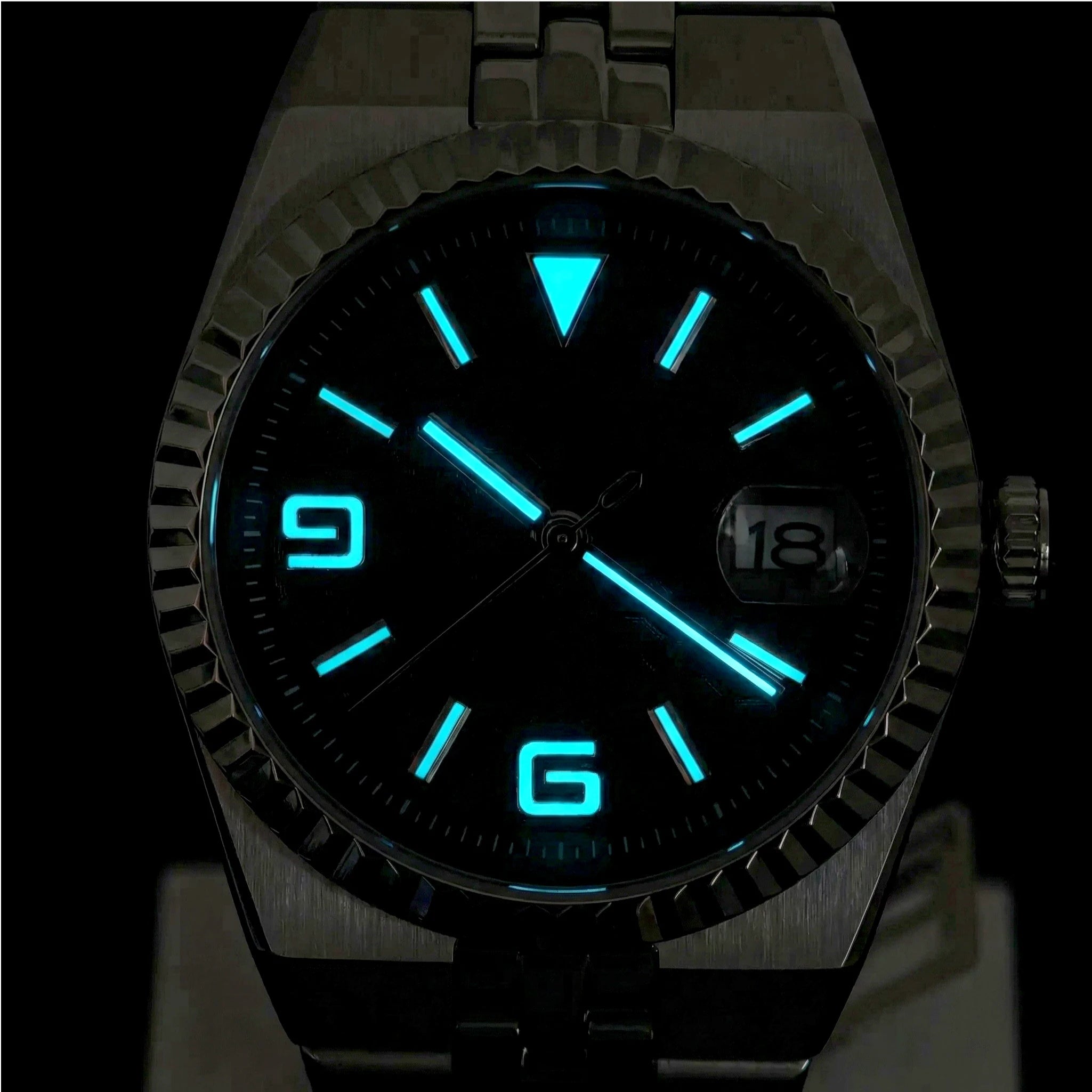 Custom land-dweller Mod Corgeut 6033 Japan NH35 miyota 8215 Automatic Sapphire Luminous 100M Water Resistant Cushion Case Dive Watch
