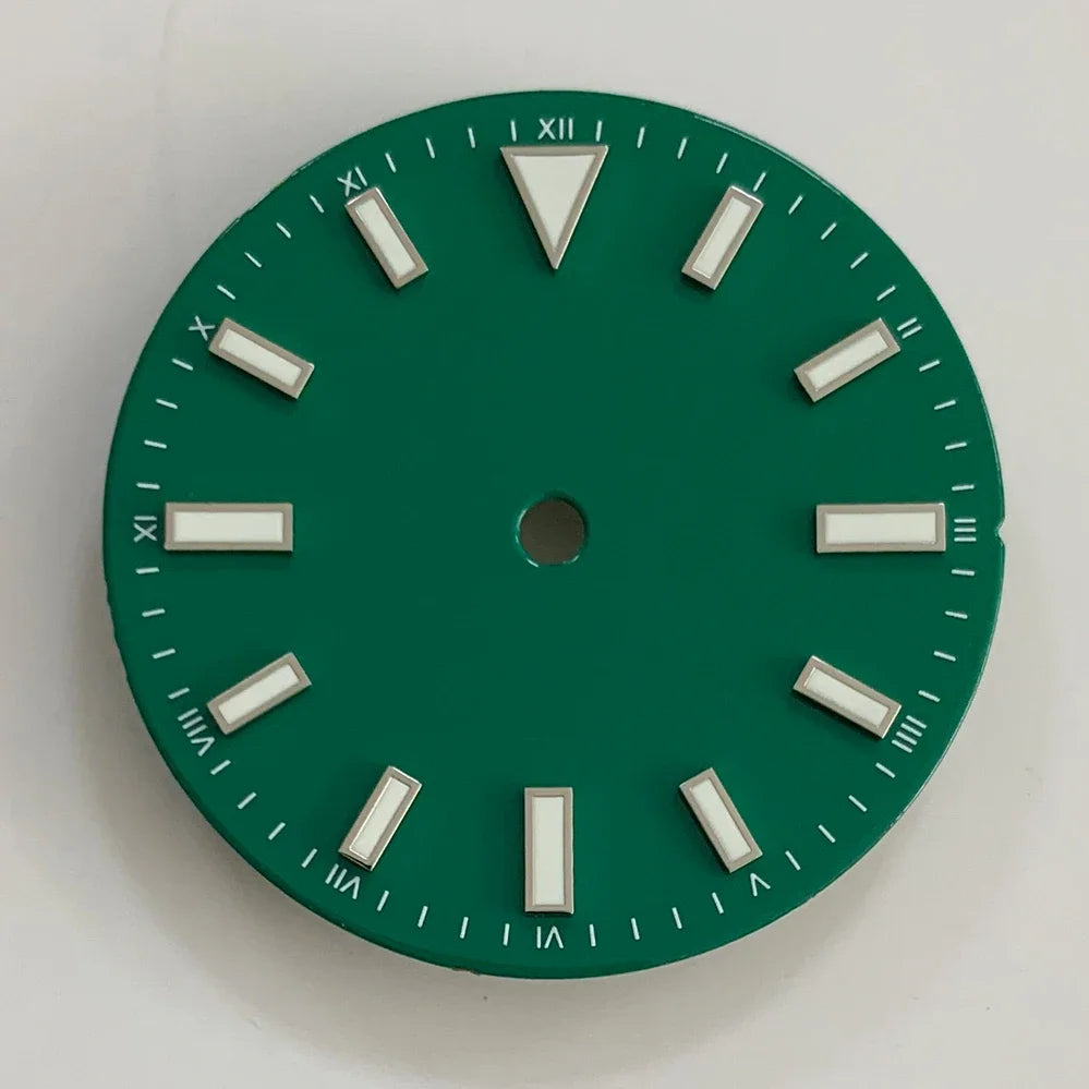 Enameled 28.5mm Watch Dial with Green Luminous Coloured Watch Faces for NH35/ ETA2836/ Japan 8215/ Mingzhu 2813 Movements