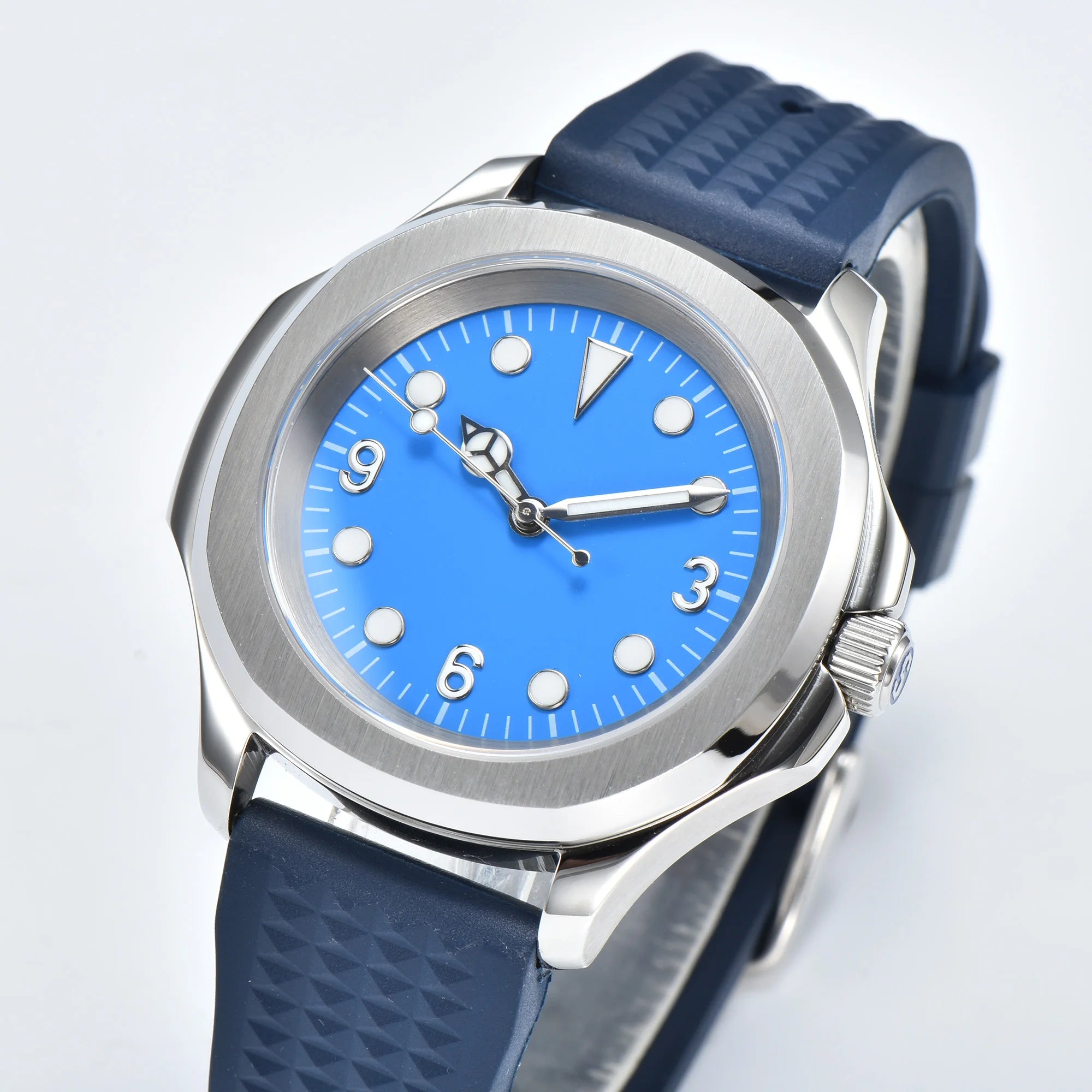 Aquanuat Watch TD901 40mm Dress Watch sapphire Luminous 5ATM Glassback pvd gold black