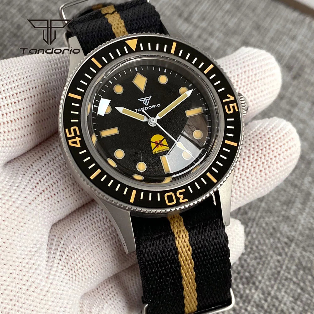 50ファゾムス タンドリオ TD223M 40mm ミヨタ 8215 自動巻き ドーム型 