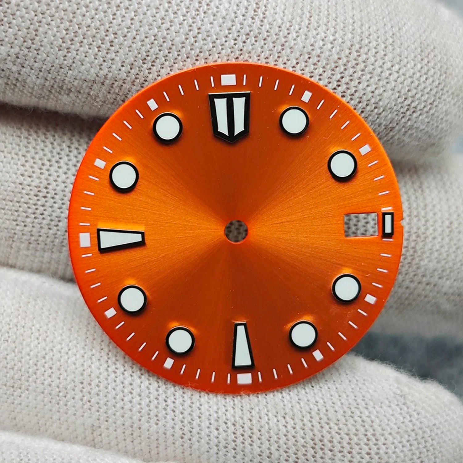 New 28.5mm Watch Dial BGW9/C3 Blue Green Luminous Watch Faces Sunray Dial Watch Accessories for NH35/NH36/4R/7S Movement