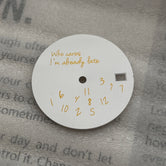 新しいログ改造ウォッチフェイス28.5mm DIYウォッチダイヤルはNH35 / 4R36ムーブメントに適合します。もう遅い時計アクセサリーを気にしないでください。 